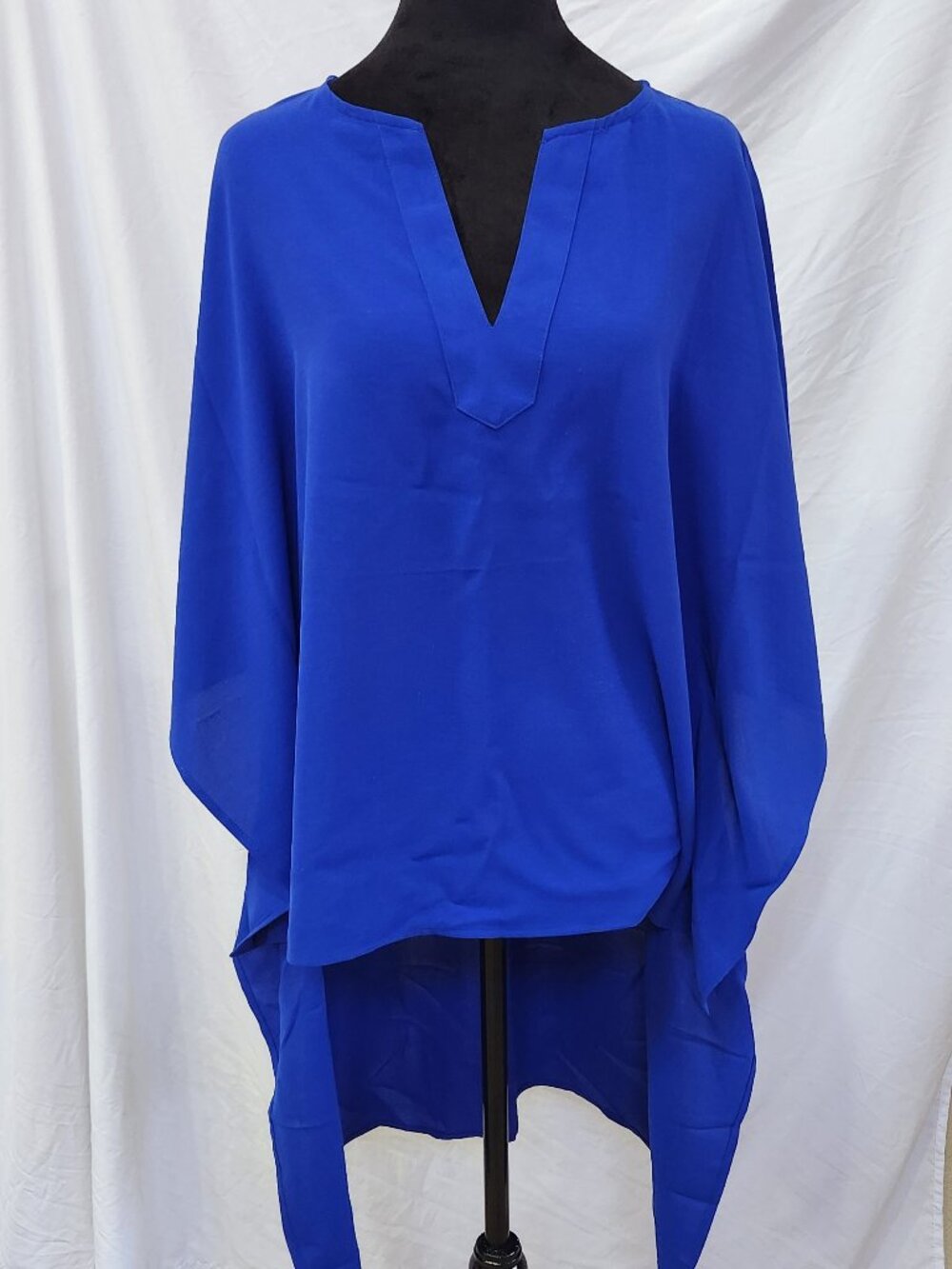 Bright blue flowy batwing tunic top, loose fit, cover-up, M?